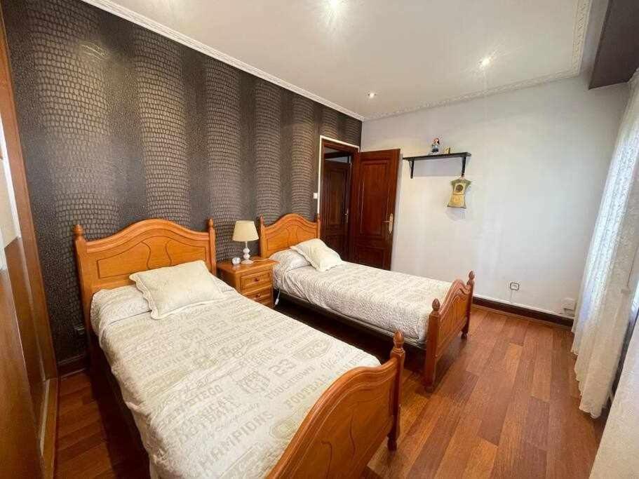 شقة Goiz Etxea Acogedor Piso En La Parte Antigua بيرميو المظهر الخارجي الصورة
