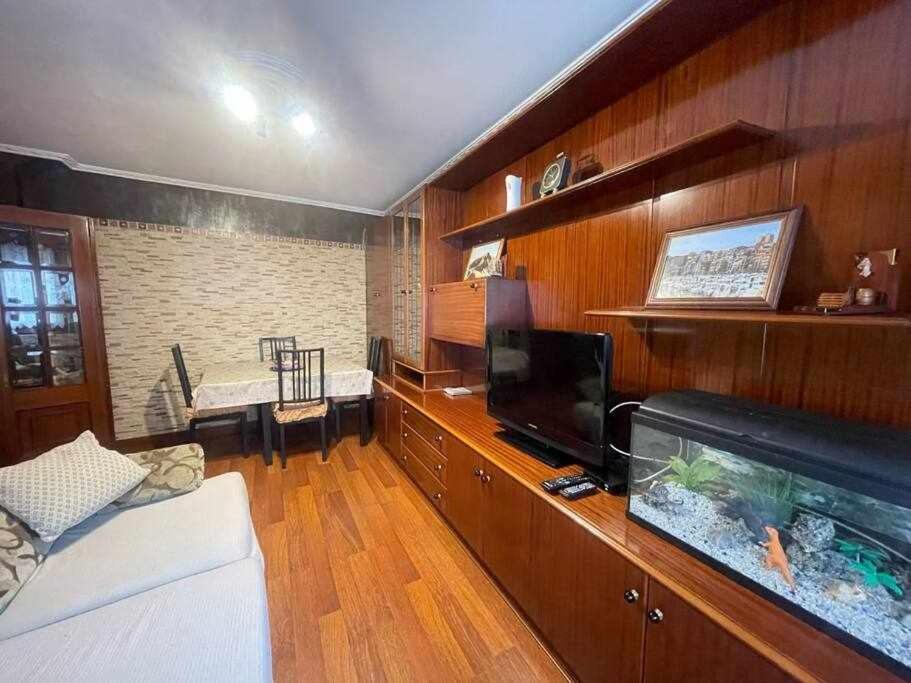 شقة Goiz Etxea Acogedor Piso En La Parte Antigua بيرميو المظهر الخارجي الصورة